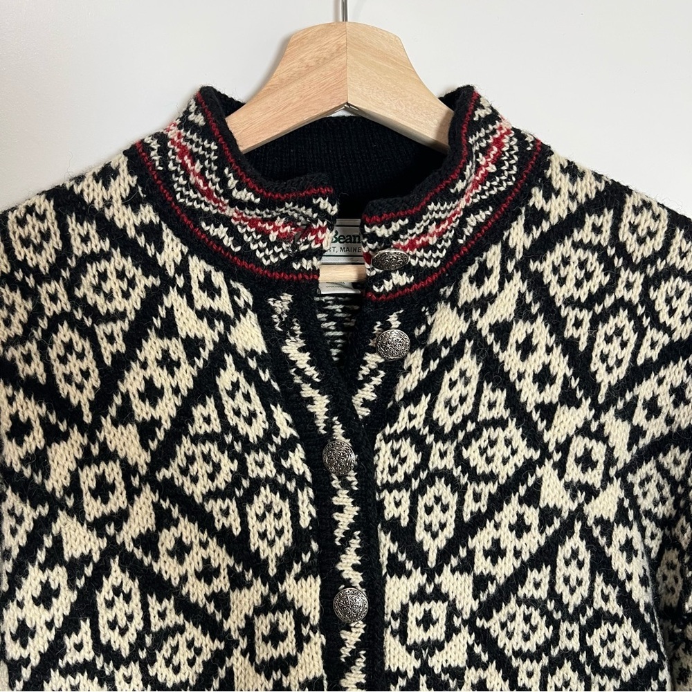 L.L. Bean Vintage Nordic Fair Isle Black Cream Red Wool Blend Cardigan, Size S - Picture 3 of 8